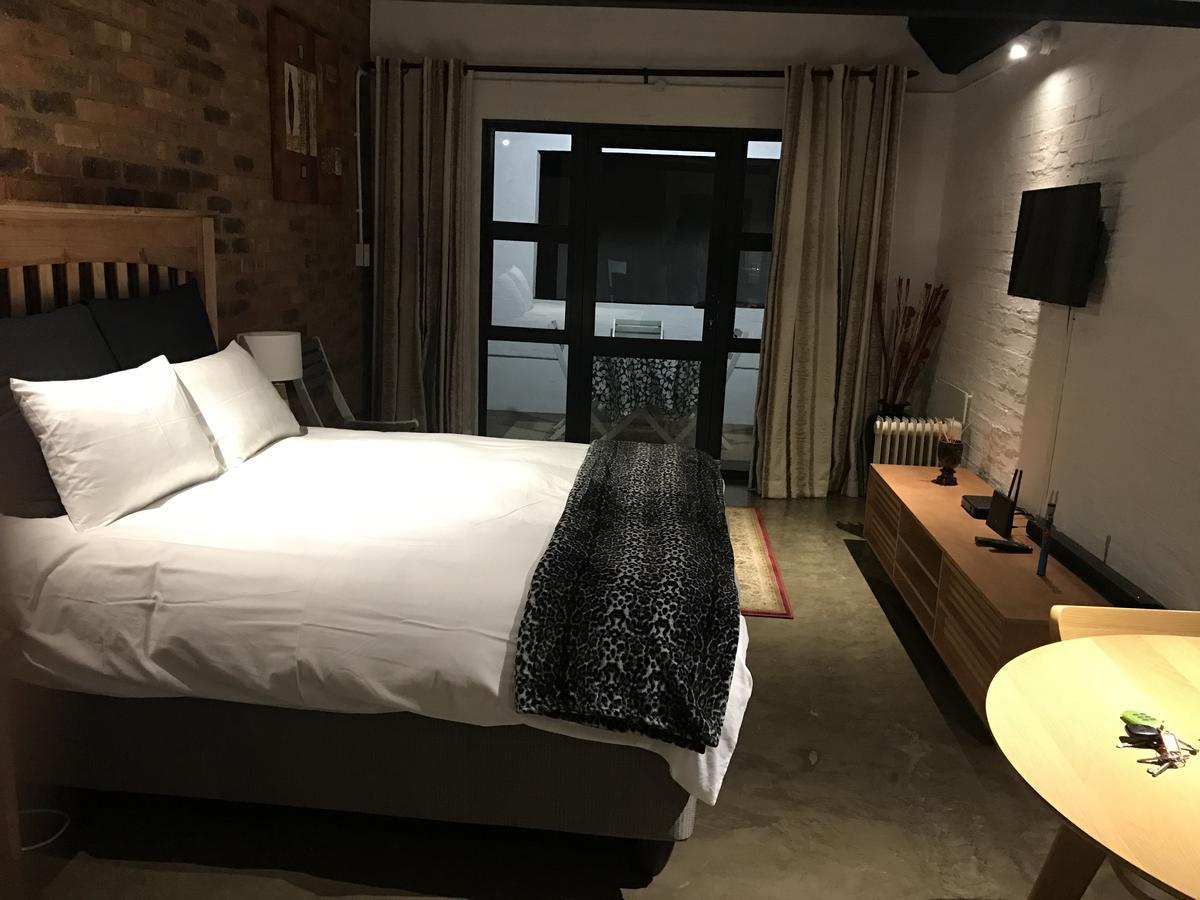 Mk Entire Apartment Йоханнесбург Экстерьер фото