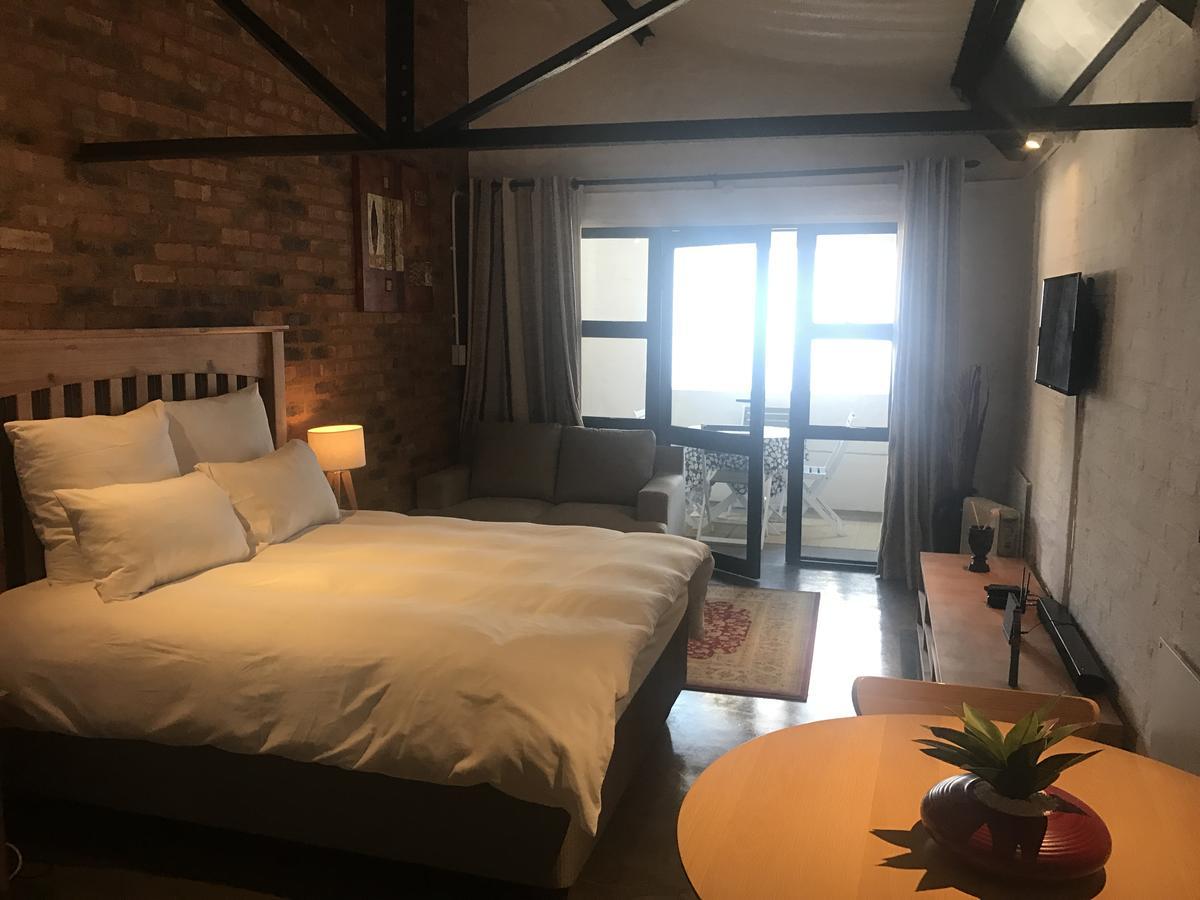 Mk Entire Apartment Йоханнесбург Экстерьер фото